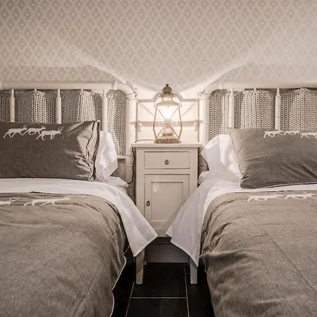 Casa Natal Del Gigante De Sallent Holiday home Sallent De Gallego